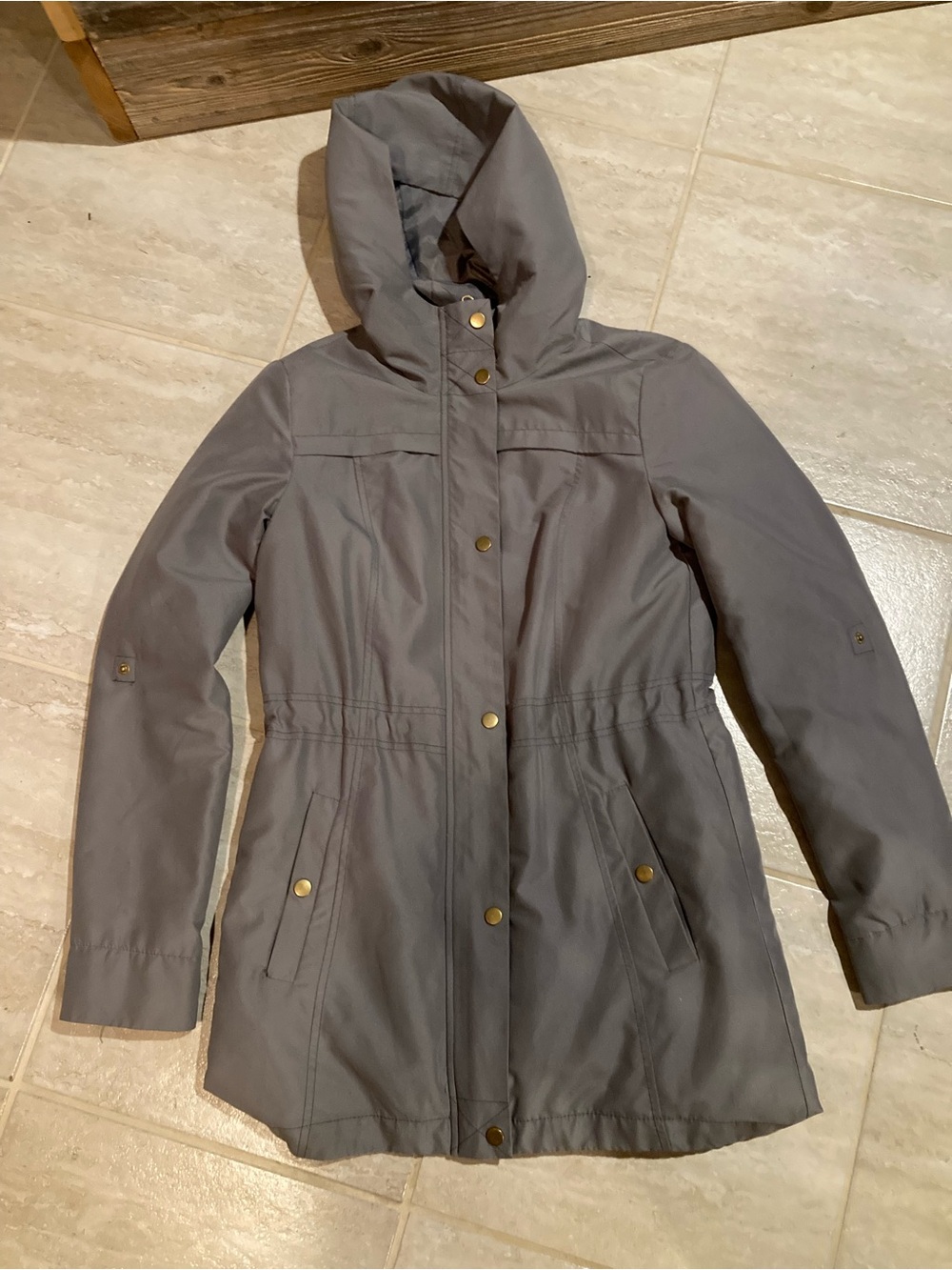 Vero Moda women's grey lightweight hooded anorak jacket